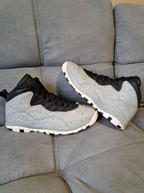 Nike Air Jordan 10s Cement Size 9
